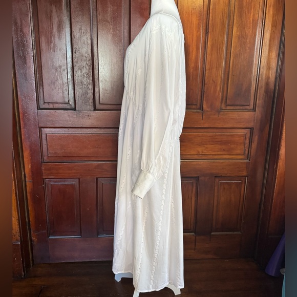 NWT Torrid Size 3/3X Embroidered Button Front Midi Dress White - Picture 5 of 13